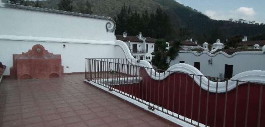 B278 – Casa en renta 2 habitaciones sin muebles