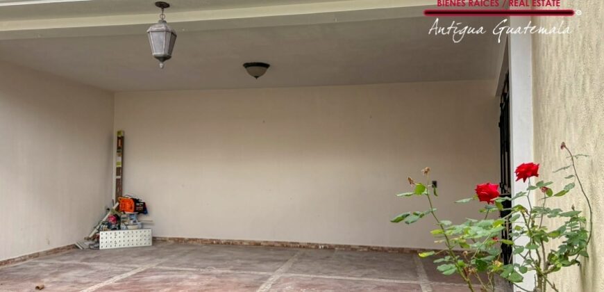 F316 – 3 Bedroom House Unfurnished