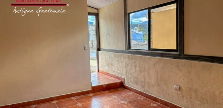 F316 – 3 Bedroom House Unfurnished