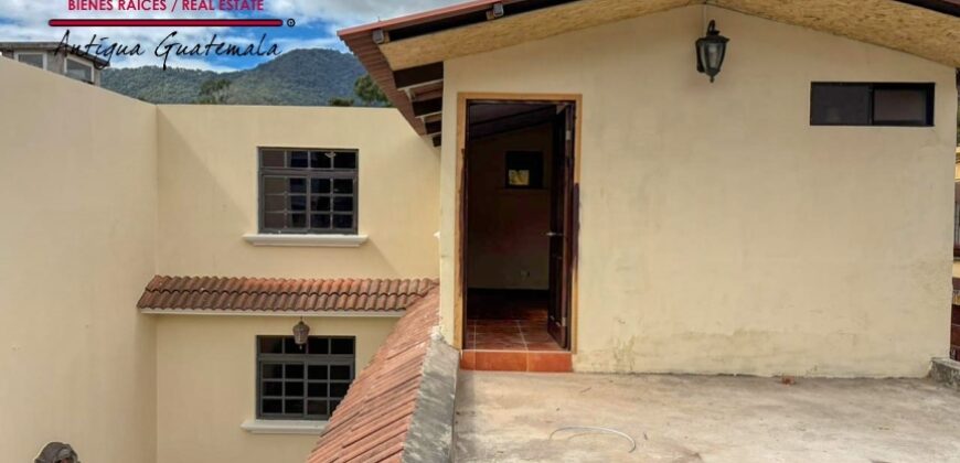 F316 – 3 Bedroom House Unfurnished