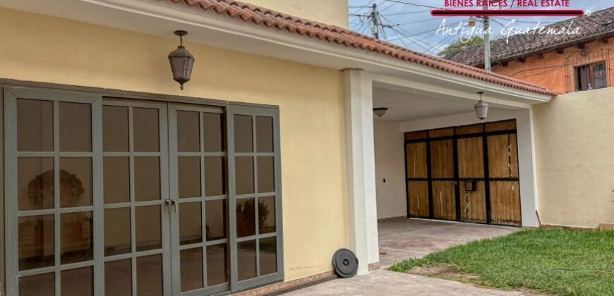 F316 – 3 Bedroom House Unfurnished