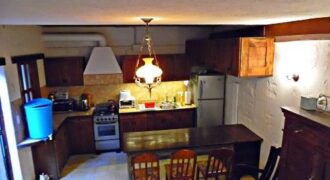 A3059 – House in rent 2 bedrooms furnished 3 blocks from the Central Park