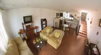 A3058 – 3 bedroom house semi furnished