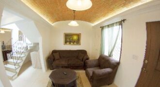 A3060 – Apartment 2 bedrooms furnished. All services included