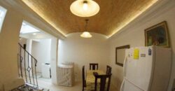 A3060 – Apartment 2 bedrooms furnished. All services included