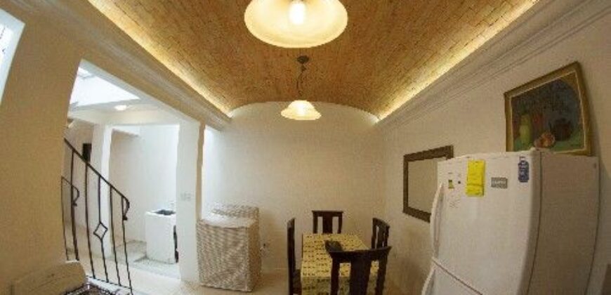 A3060 – Apartment 2 bedrooms furnished. All services included