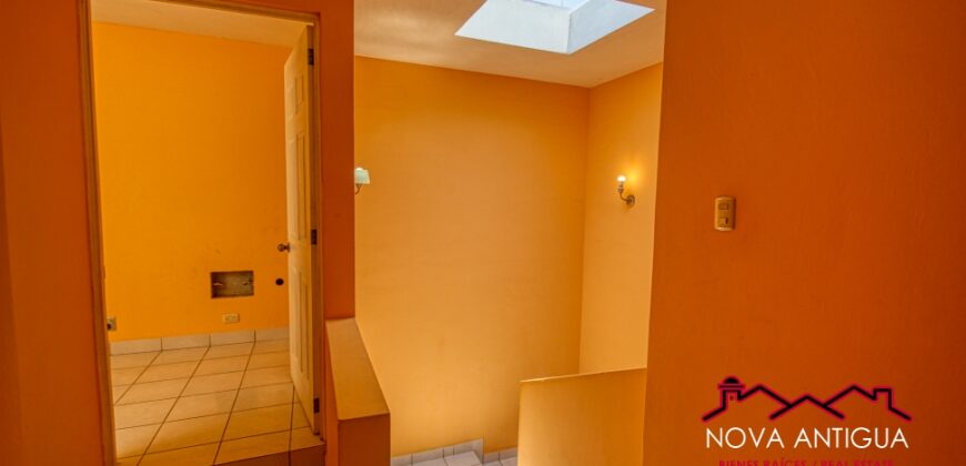 F325 – 2 bedroom house unfurnished