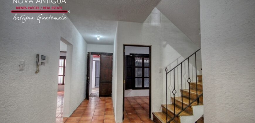 N300 – Casa en renta en el area de San Gaspar Vivar