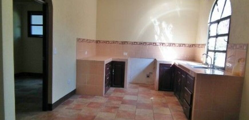 J302 – 5 bedroom unfurnished house for rent in San Miguel Escobar