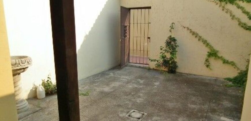 A3068 – Local comercial en interior