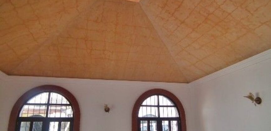 A3075 – House for rent unfurnished ten ambiences