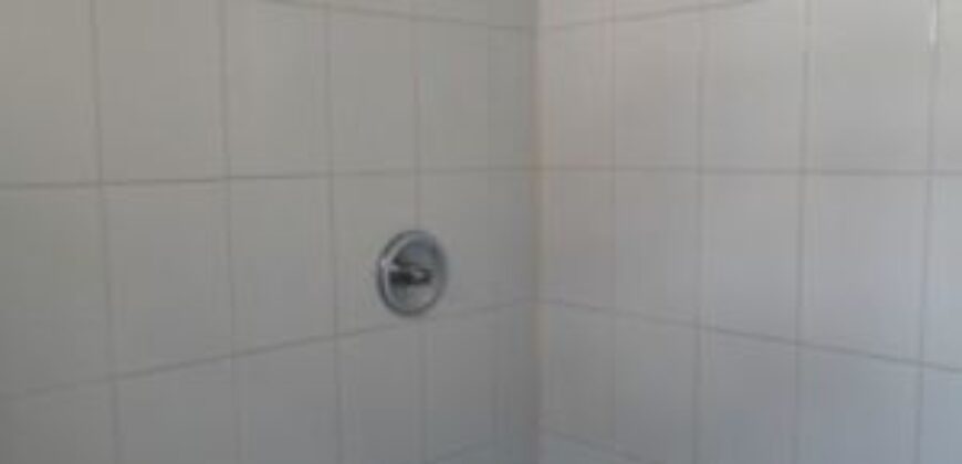 A3075 – House for rent unfurnished ten ambiences