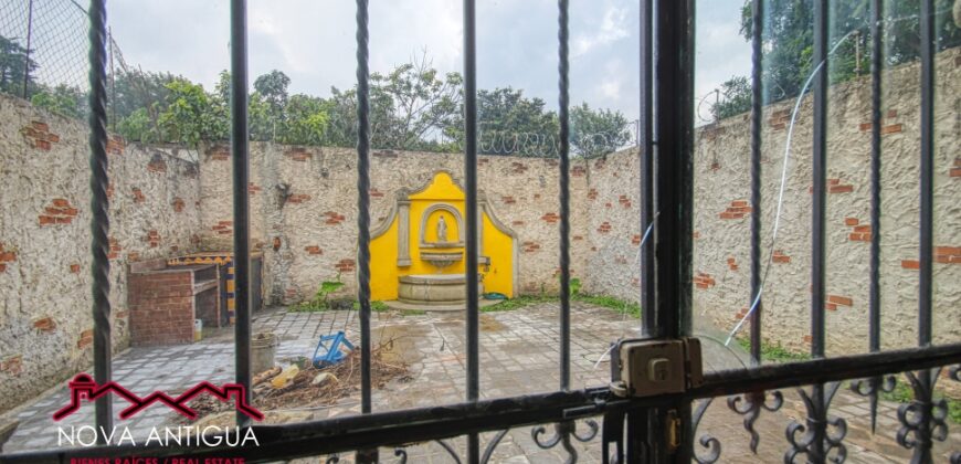 D269 – 5 bedroom house unfurnished