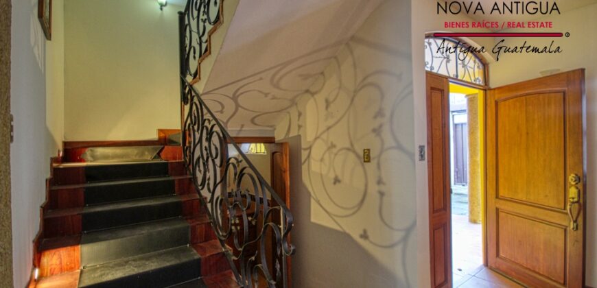 D269 – 5 bedroom house unfurnished