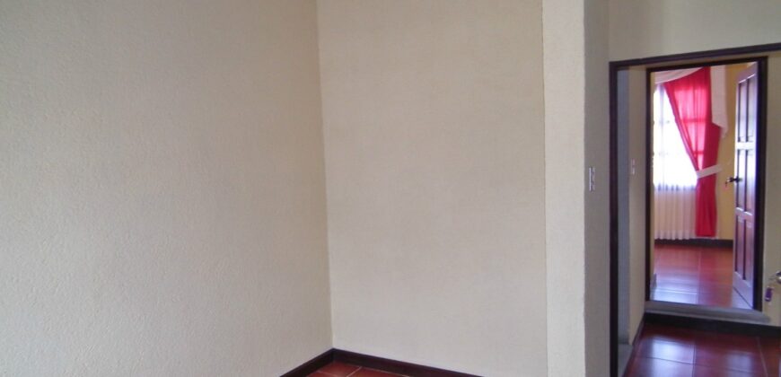 F320 – Casa de 6 habitaciones parcialmente amueblada