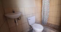 A3096 – Casa de 12 ambientes y 6 baños ideal para hostal u oficinas