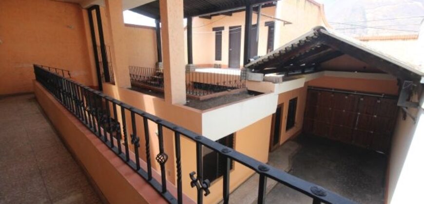 F328 – Hermosa y espaciosa casa en Las Victorias, Jocotenango.