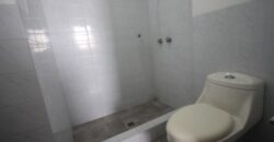 A3372 – Casa en renta amueblada de 3 habitaciones en residencial con piscina