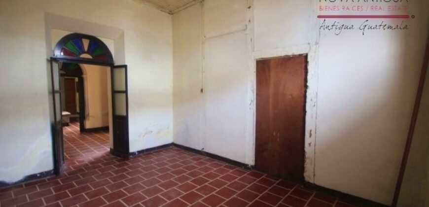 A3380 – Local en renta en el centro de la Antigua