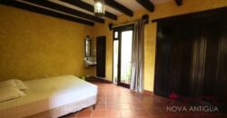 J307 – Ample house for rent in the área of San Miguel Escobar