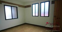 F338 – Beautiful house for rent in the area of Jocotenango