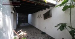 D272 – Casa en renta de 4 habitaciones con muebles