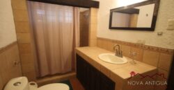 D272 – Casa en renta de 4 habitaciones con muebles