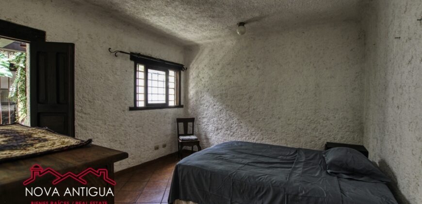 D272 – Casa en venta de 4 habitaciones en Tetuan