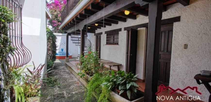 D272 – 4 bedroom house for sale