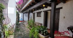 D272 – Casa en venta de 4 habitaciones en Tetuan