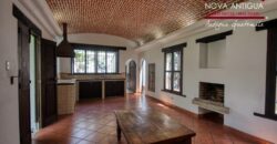 D272 – Casa en venta de 4 habitaciones en Tetuan