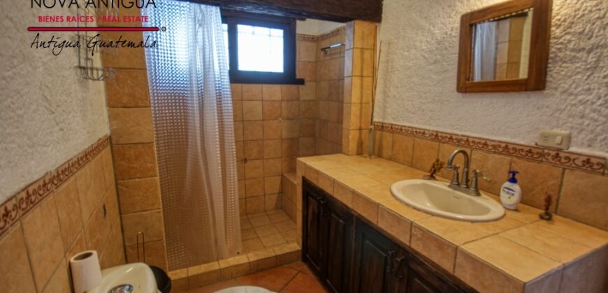 D272 – 4 bedroom house for sale