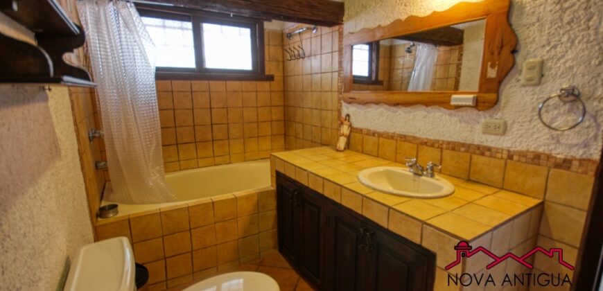 D272 – 4 bedroom house for sale