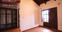 B284 – Unfurnished 2 bedroom house for rent