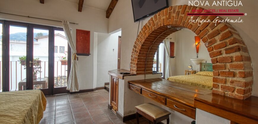 A3406 – Hermosa casa con muebles de 3 habitaciones