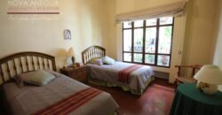 G256 – Comfortable furnished property in residential area