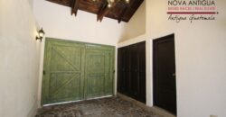 A1088 – House in gated community in central Antigua