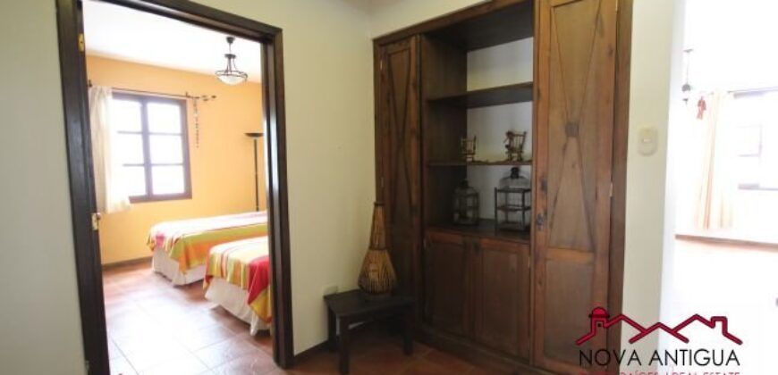 B287 – Apartamento en renta en área residencial