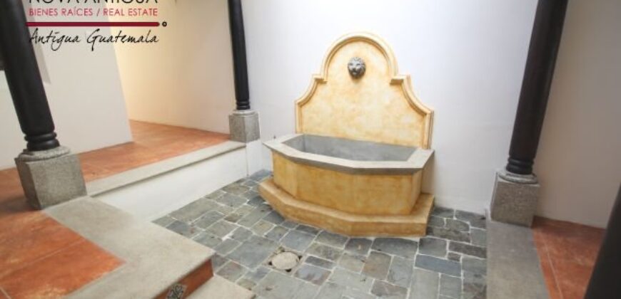 E239 – Apartment in the Santa Ana area