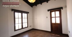 B286 – House for rent in residential area