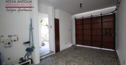 B286 – Casa en renta en área residencial