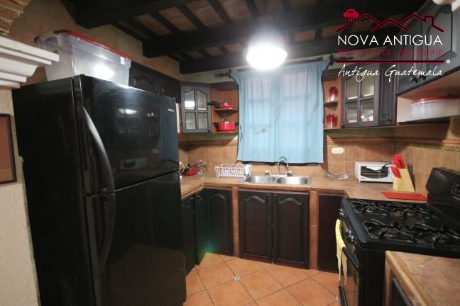 P303 – Casa y apartamento en renta, a pocos minutos de la Antigua Guatemala