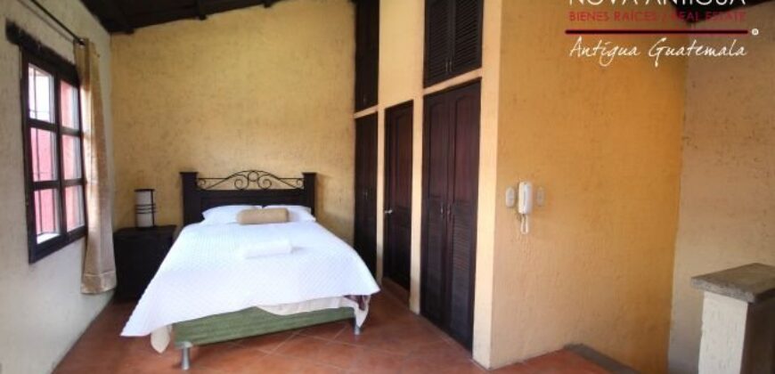 P303 – Casa y apartamento en renta, a pocos minutos de la Antigua Guatemala