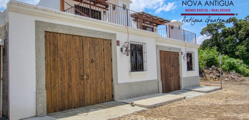 I49 – New house in condominium in San Pedro Las Huertas