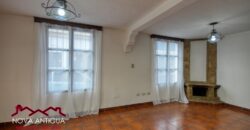 J512 – Beautiful and ample house in San Miguel Escobar