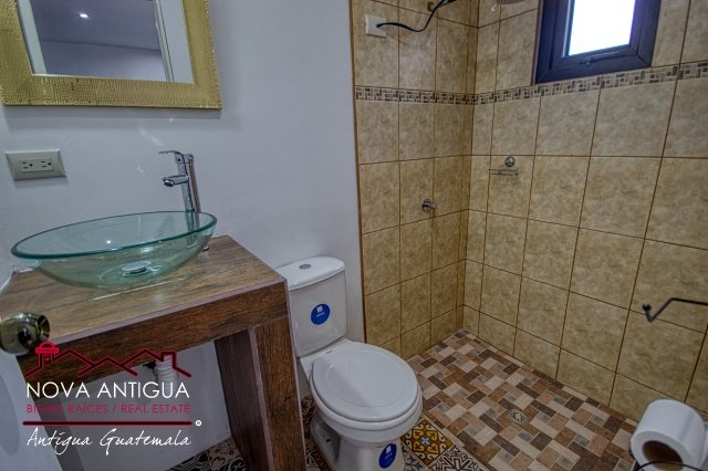 A3131 – Apartment for rent in the center of La Antigua Guatemala