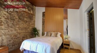 A3132 – Casa en venta a poca distancia del parque central