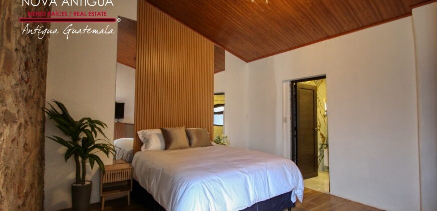 A3132 – Casa en venta a poca distancia del parque central