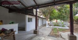 A4003 – Spacious option for rent in Antigua Guatemala