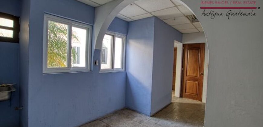 A4113 – Amplia propiedad para la renta